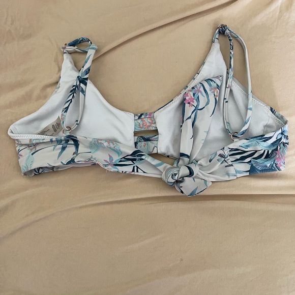 Raisins Bikini - Picture 3 of 7